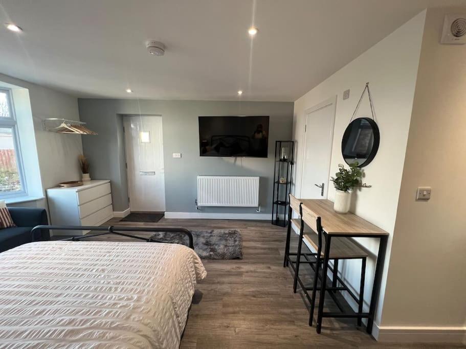 Abbotsbury 1 Bed Studio Opposite Uwe Free Parking Bristol Eksteriør bilde